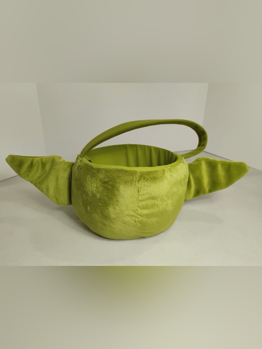 Star Wars Yoda Plush Halloween Trick or Treat OR Easter Basket 2015 Disney NWT - Picture 3 of 10
